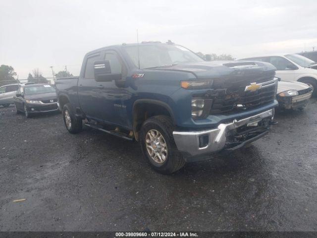  Salvage Chevrolet Silverado 2500