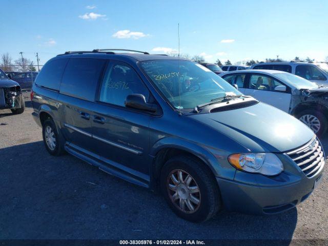  Salvage Chrysler Town & Country