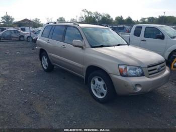  Salvage Toyota Highlander