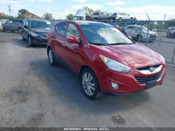  Salvage Hyundai TUCSON