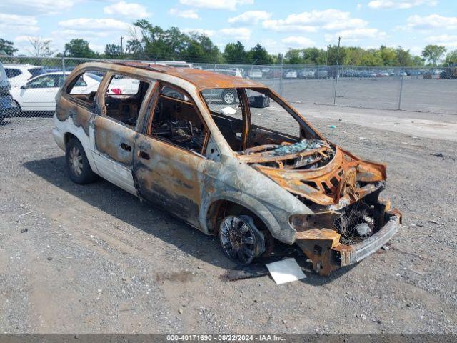  Salvage Chrysler Town & Country