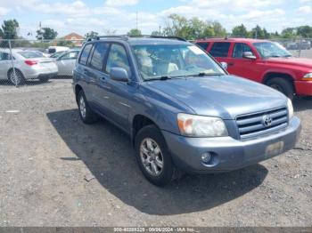  Salvage Toyota Highlander