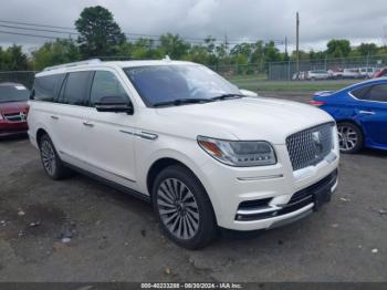  Salvage Lincoln Navigator