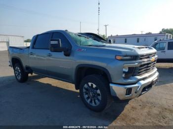  Salvage Chevrolet Silverado 2500