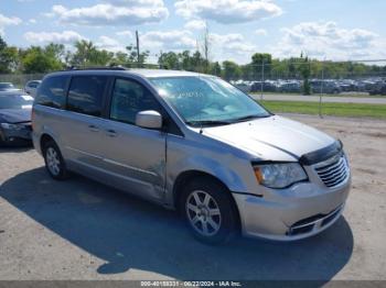  Salvage Chrysler Town & Country