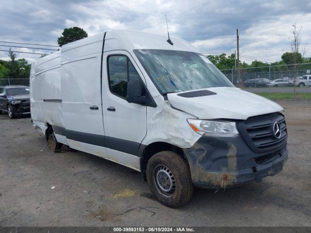  Salvage Mercedes-Benz Sprinter 3500