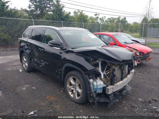  Salvage Toyota Highlander