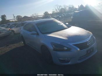  Salvage Nissan Altima