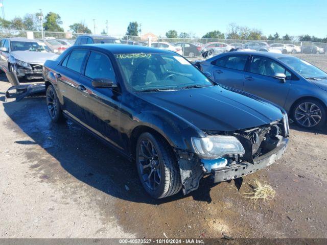  Salvage Chrysler 300