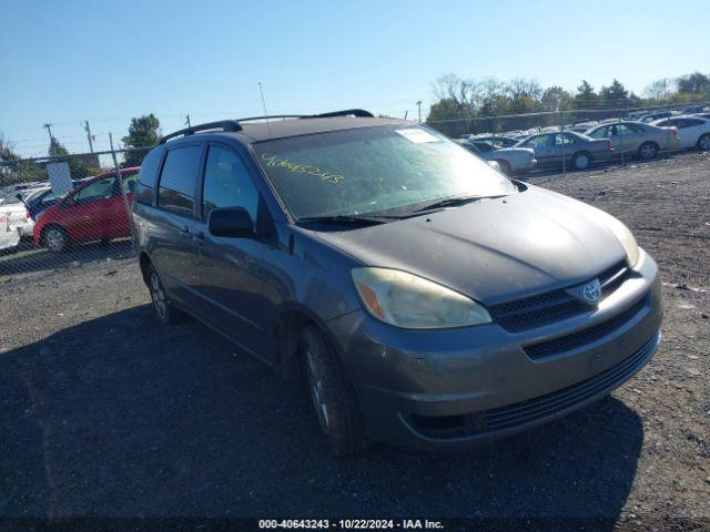  Salvage Toyota Sienna