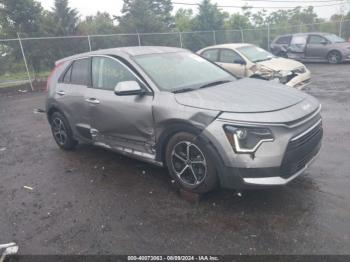  Salvage Kia Niro