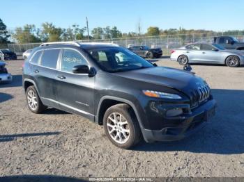  Salvage Jeep Cherokee