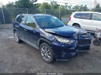  Salvage Toyota RAV4