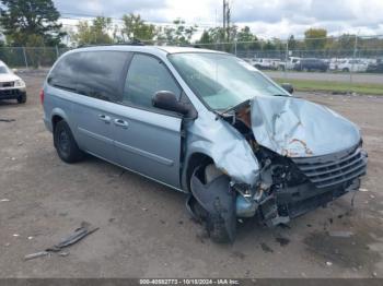  Salvage Chrysler Town & Country