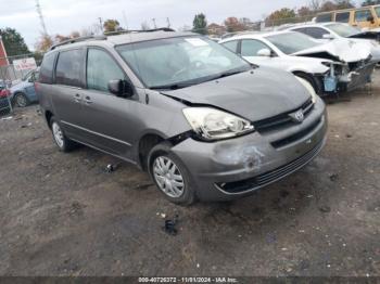  Salvage Toyota Sienna