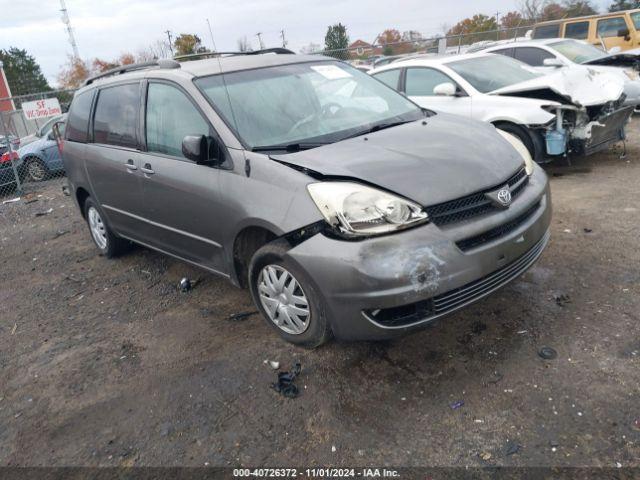  Salvage Toyota Sienna