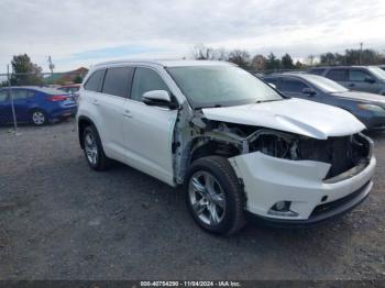  Salvage Toyota Highlander