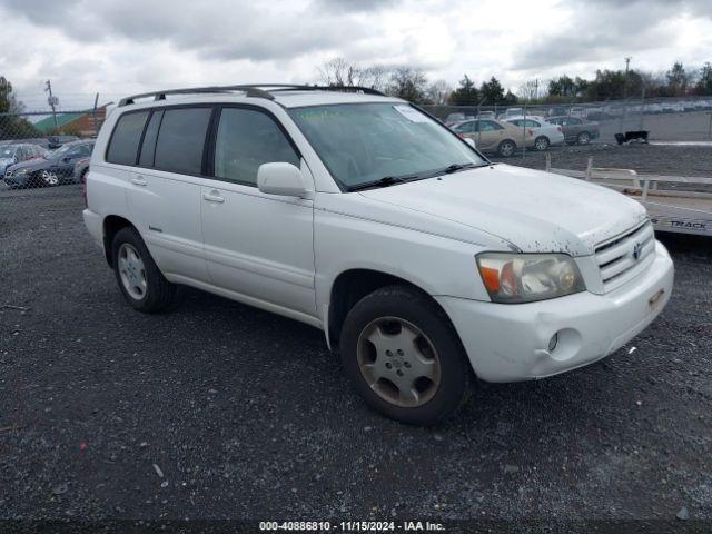  Salvage Toyota Highlander