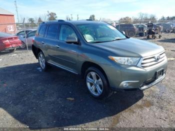  Salvage Toyota Highlander