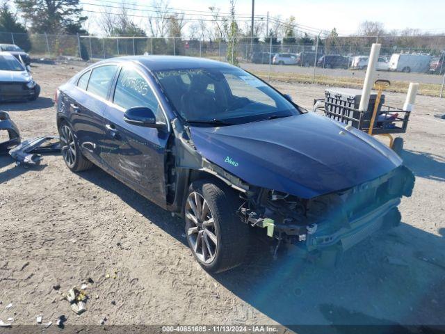  Salvage Volvo S60