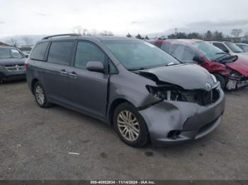  Salvage Toyota Sienna