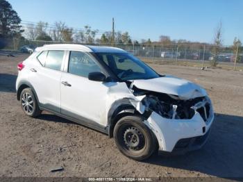  Salvage Nissan Kicks