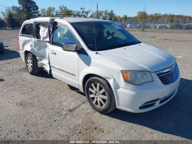  Salvage Chrysler Town & Country