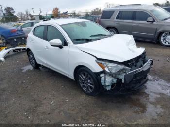  Salvage Toyota Yaris