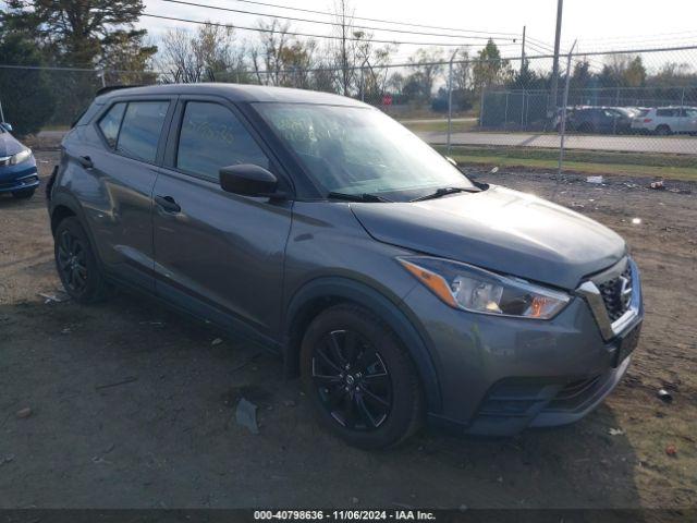  Salvage Nissan Kicks