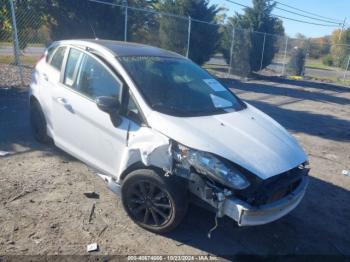  Salvage Ford Fiesta