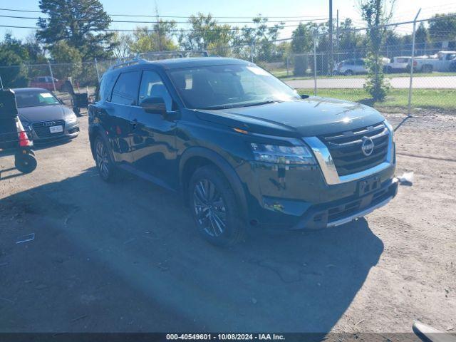  Salvage Nissan Pathfinder