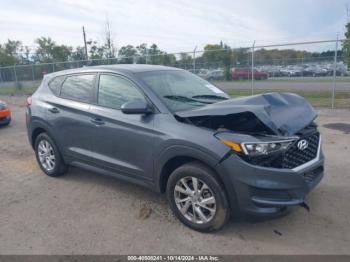  Salvage Hyundai TUCSON