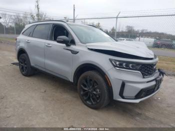  Salvage Kia Sorento