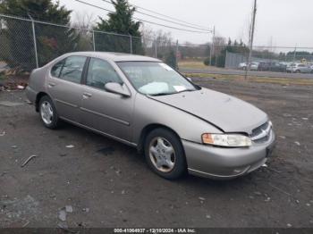  Salvage Nissan Altima