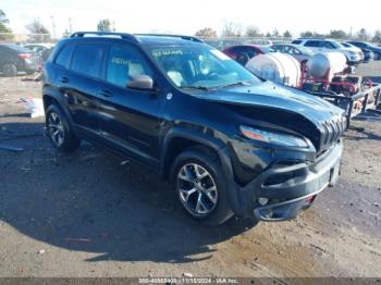  Salvage Jeep Cherokee