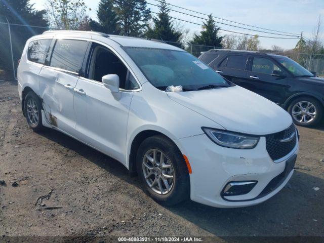  Salvage Chrysler Pacifica