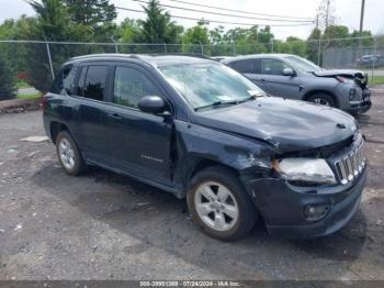  Salvage Jeep Compass