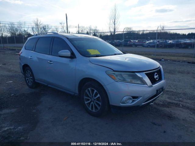  Salvage Nissan Pathfinder