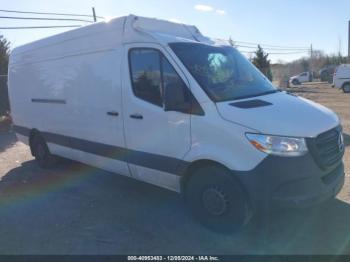  Salvage Mercedes-Benz Sprinter 2500