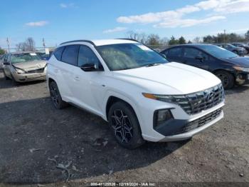  Salvage Hyundai TUCSON