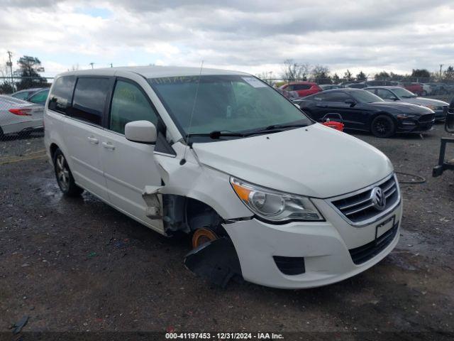  Salvage Volkswagen Routan