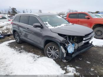  Salvage Toyota Highlander