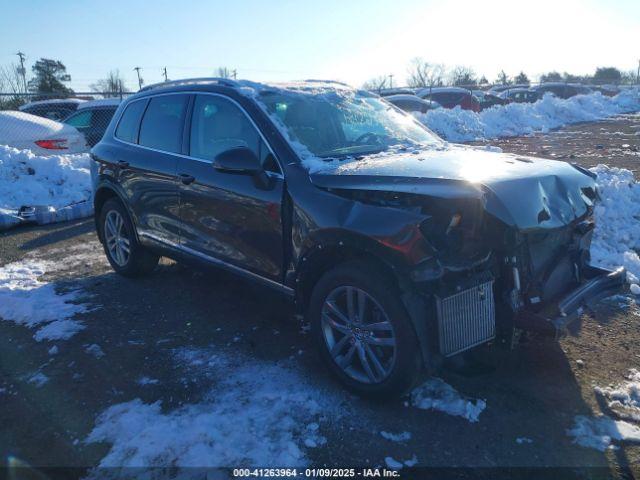  Salvage Volkswagen Touareg