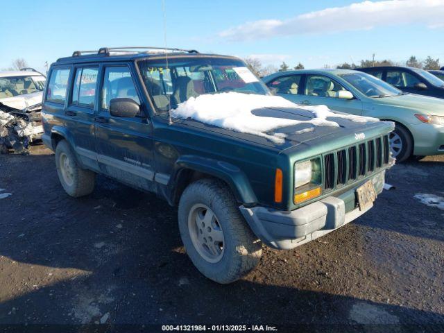  Salvage Jeep Cherokee