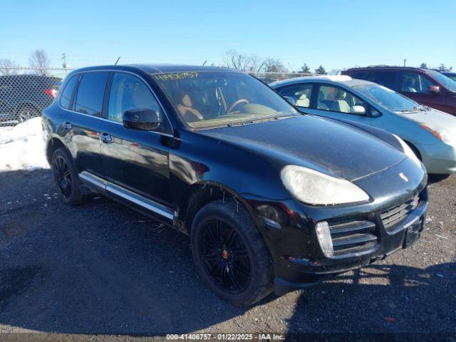  Salvage Porsche Cayenne