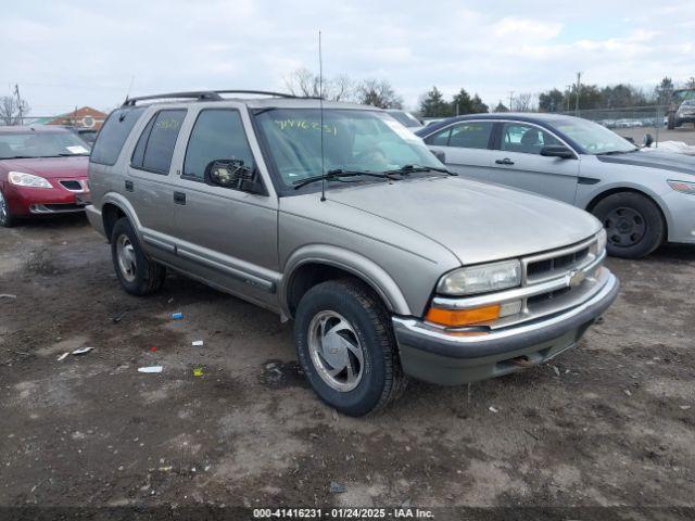  Salvage Chevrolet Blazer