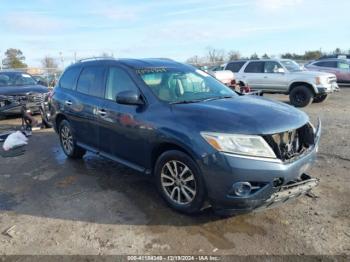  Salvage Nissan Pathfinder