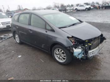  Salvage Toyota Prius v