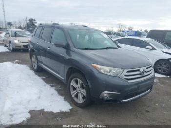  Salvage Toyota Highlander