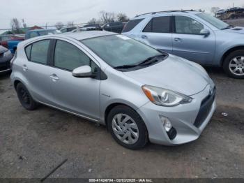  Salvage Toyota Prius c